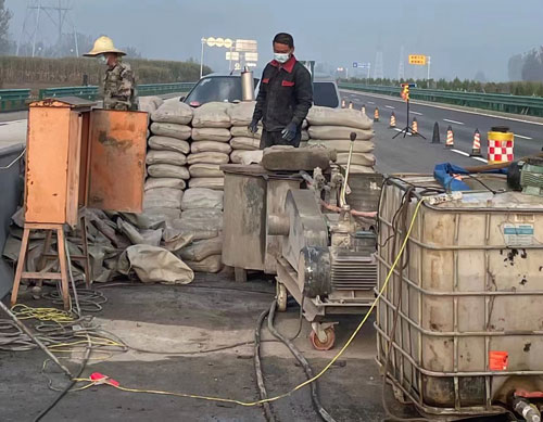 零陵高速路病害处理